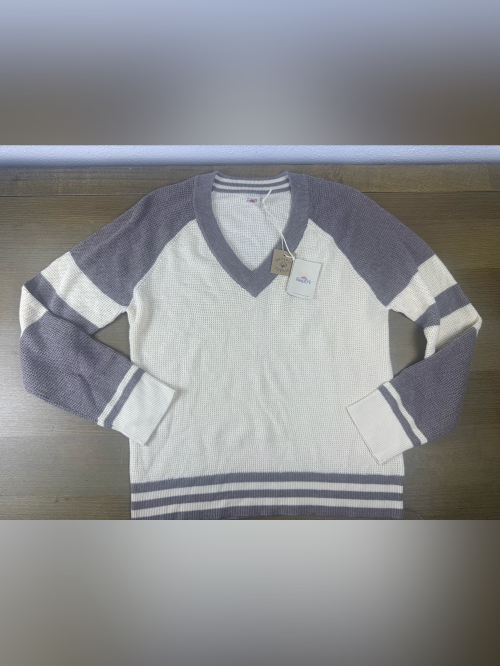 NWT FAHERTY Throwback Waffle V-Neck Fenway Cashmere Cotton Size Medium